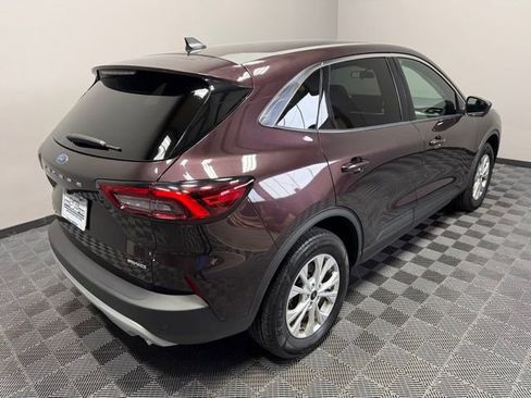 Used 2023 Ford Escape Active w/ Tech Pack #2 AWD/4WD image 8