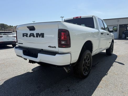 New 2026 RAM 2500 Big Horn AWD/4WD image 8