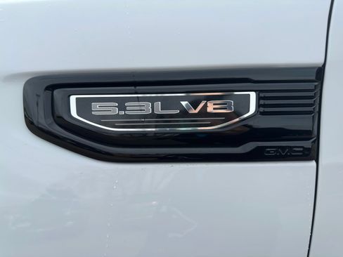 Used 2025 GMC Sierra 1500 Elevation w/ Preferred Package AWD/4WD image 28