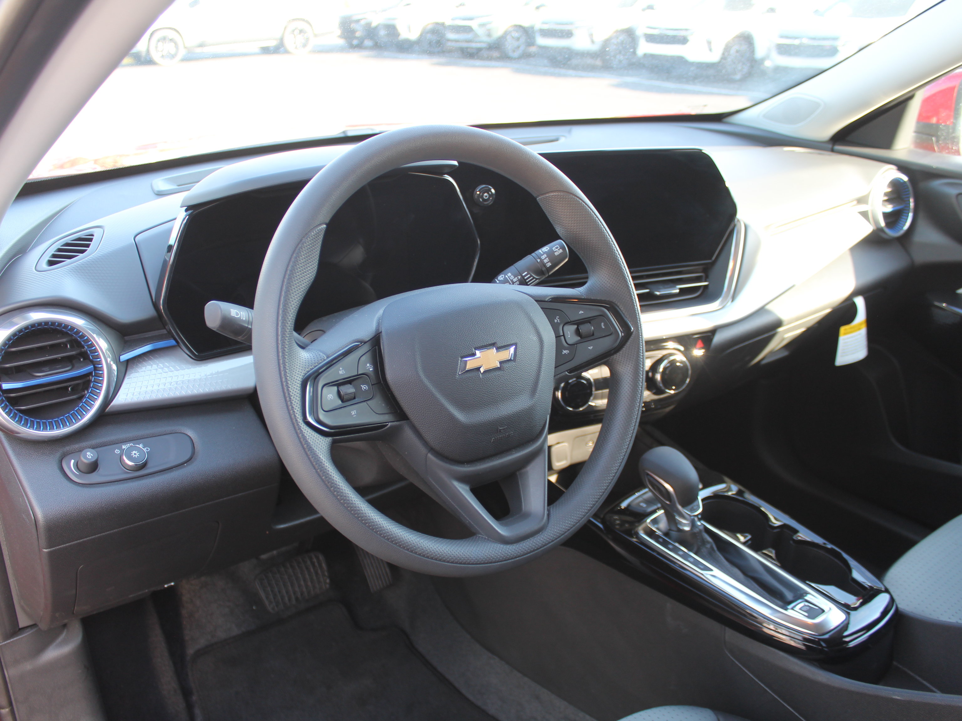 New 2026 Chevrolet Trax LT FWD image 12