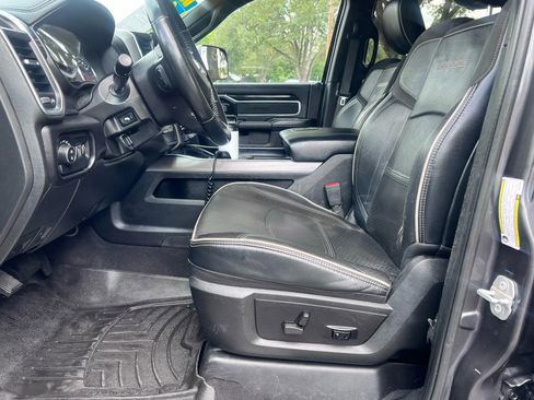 Used 2021 RAM 2500 Laramie w/ Night Edition image 10