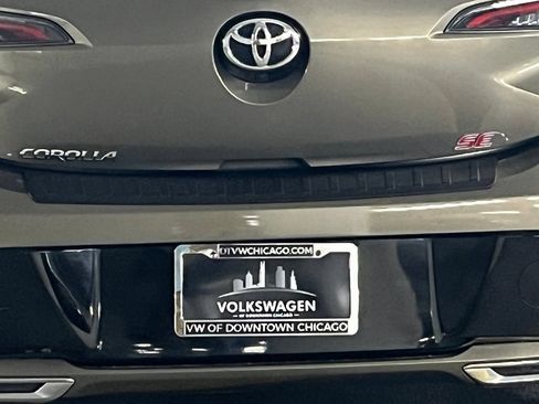 Used 2019 Toyota Corolla SE FWD image 27