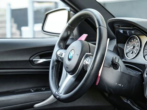 Used 2015 BMW M235i Coupe image 22