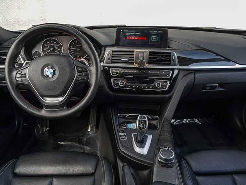 Used 2018 BMW 330i Sedan RWD image 12