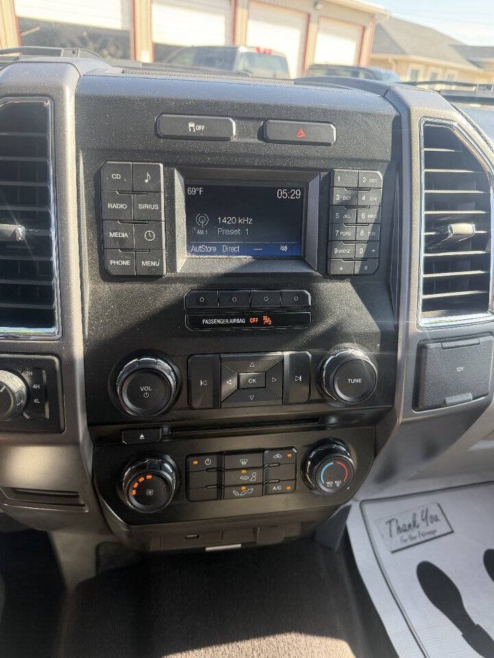 Used 2016 Ford F150 XLT AWD/4WD image 21