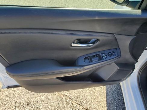 Certified 2024 Nissan Sentra SV image 14