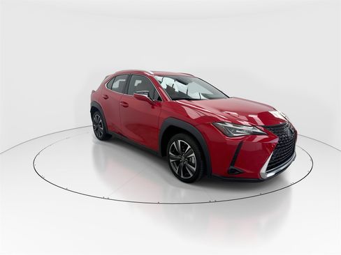 Used 2019 Lexus UX 200 w/ Premium Package image 2