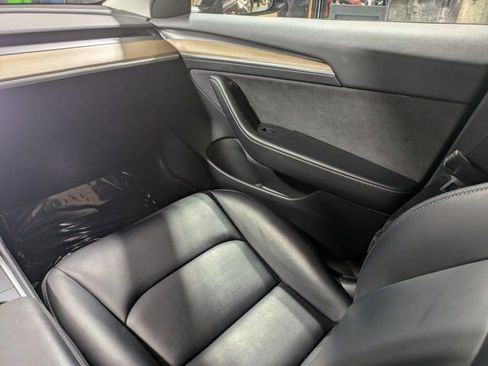 Used 2022 Tesla Model 3 Performance image 15