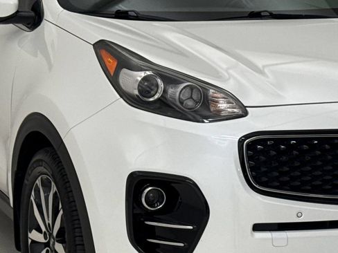 Used 2017 Kia Sportage EX w/ EX Technology Package FWD image 5