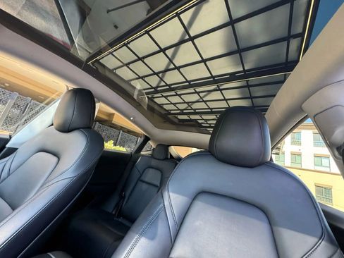 Used 2023 Tesla Model Y Long Range image 12