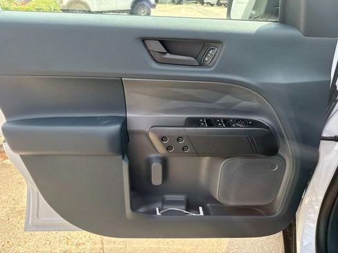 New 2025 Ford Maverick XLT w/ Black Appearance Package image 10