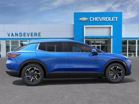 New 2026 Chevrolet Equinox EV LT image 5