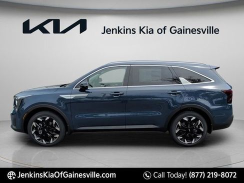 New 2026 Kia Sorento EX FWD image 9