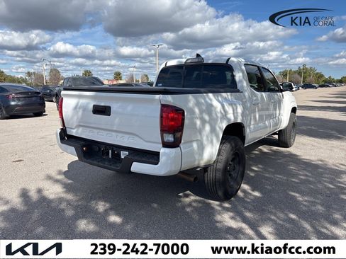 Used 2019 Toyota Tacoma SR image 6