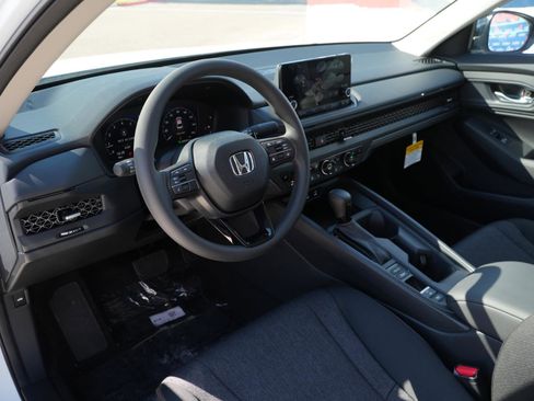 New 2025 Honda Accord SE image 15
