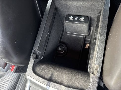 Used 2021 Dodge Charger SXT w/ Leather Interior Group image 37