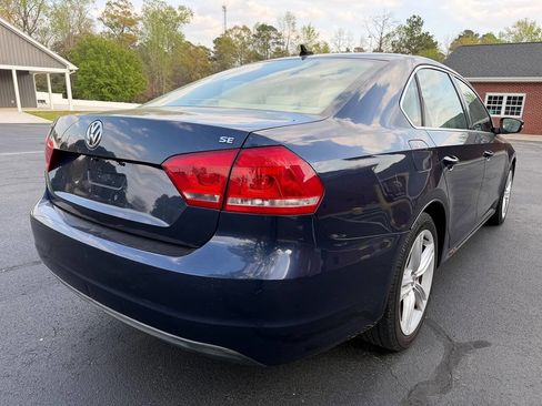 Used 2014 Volkswagen Passat 2.5 SE FWD image 7