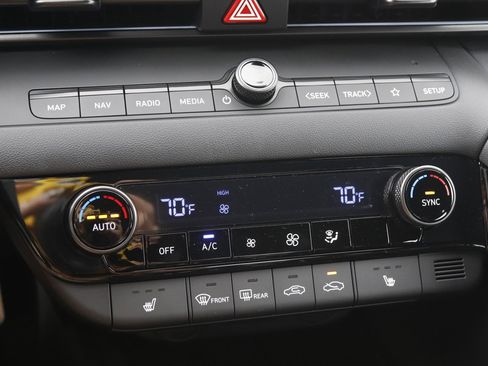 New 2025 Hyundai Elantra N image 24