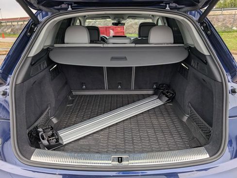 Used 2021 Audi Q5 Prestige w/ Prestige Package image 14