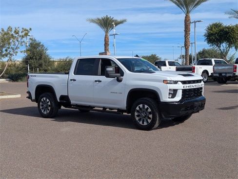 Used 2023 Chevrolet Silverado 2500 Custom w/ Custom Value Package image 8