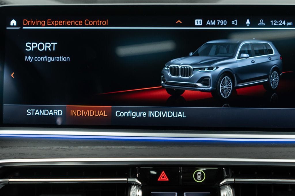 Used 2020 BMW X7 xDrive40i w/ Premium Package AWD/4WD image 30