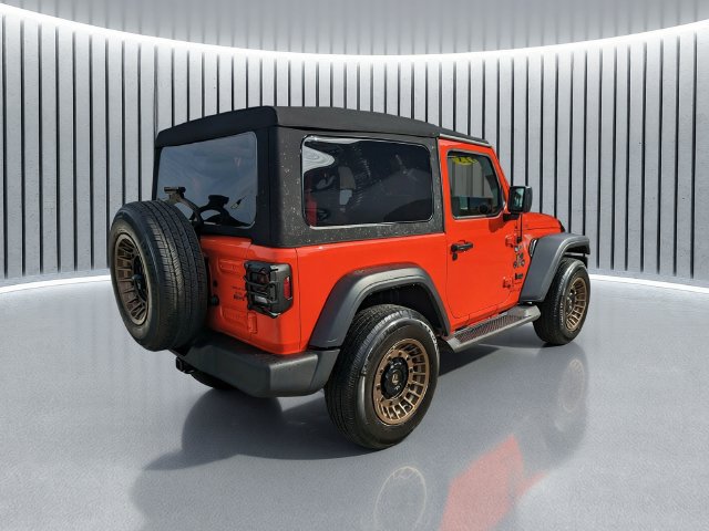 Used 2023 Jeep Wrangler Sport AWD/4WD image 4
