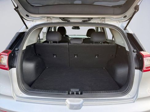 Used 2019 Kia Niro LX image 14