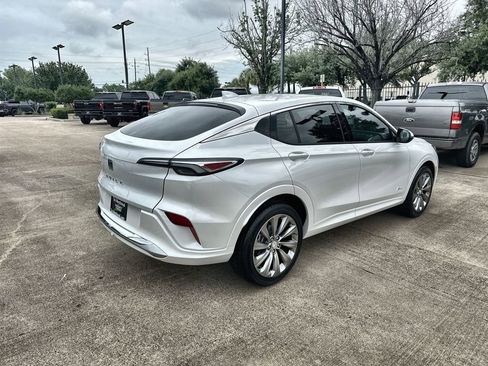 Used 2026 Buick Envista Avenir FWD image 11