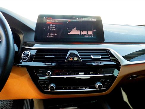 Used 2020 BMW 530i 530i w/ Premium Package image 17