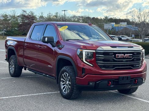 Used 2023 GMC Sierra 1500 AT4 w/ AT4 Premium Package image 2