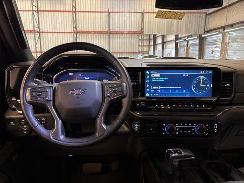 Used 2024 Chevrolet Silverado 1500 ZR2 w/ ZR2 Bison Edition AWD/4WD image 23