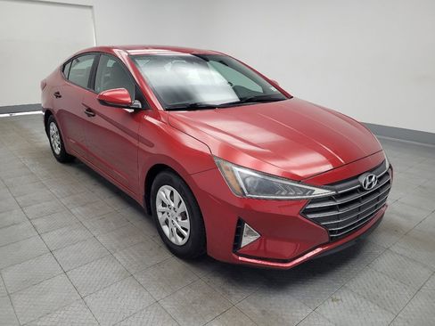 Used 2020 Hyundai Elantra SE image 13