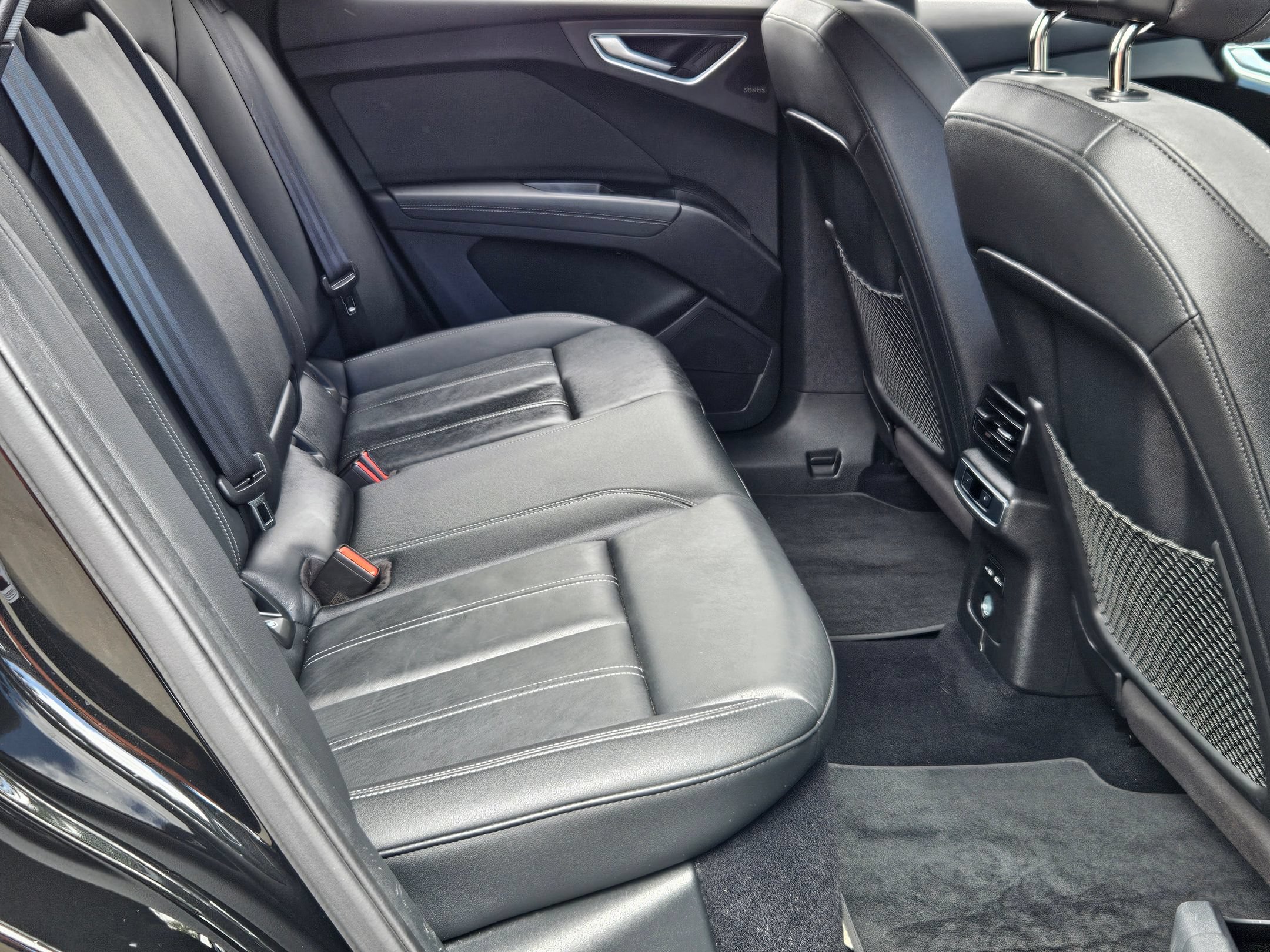 Used 2023 Audi Q4 e-tron Premium w/ Premium Plus RWD image 29