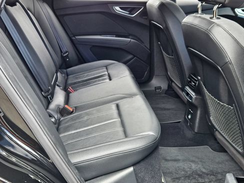 Used 2023 Audi Q4 e-tron Premium Plus w/ Premium Plus RWD image 29