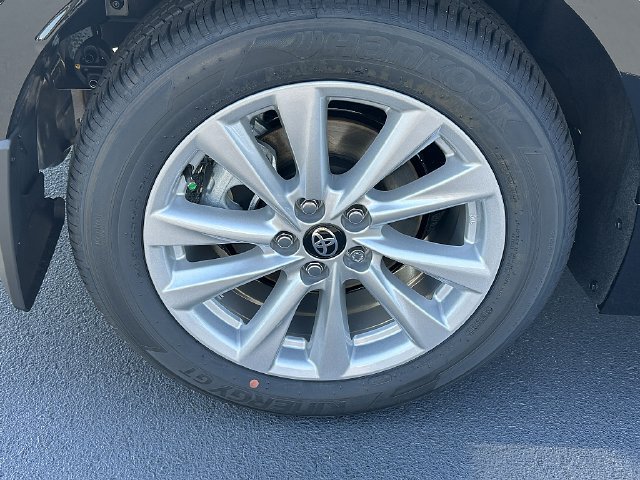 New 2027 Toyota Corolla LE w/ LE Premium Package FWD image 12