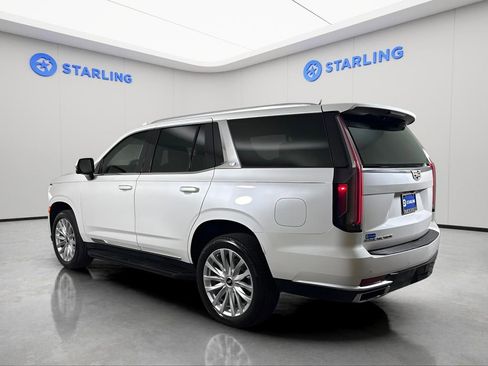 Used 2022 Cadillac Escalade Luxury image 5