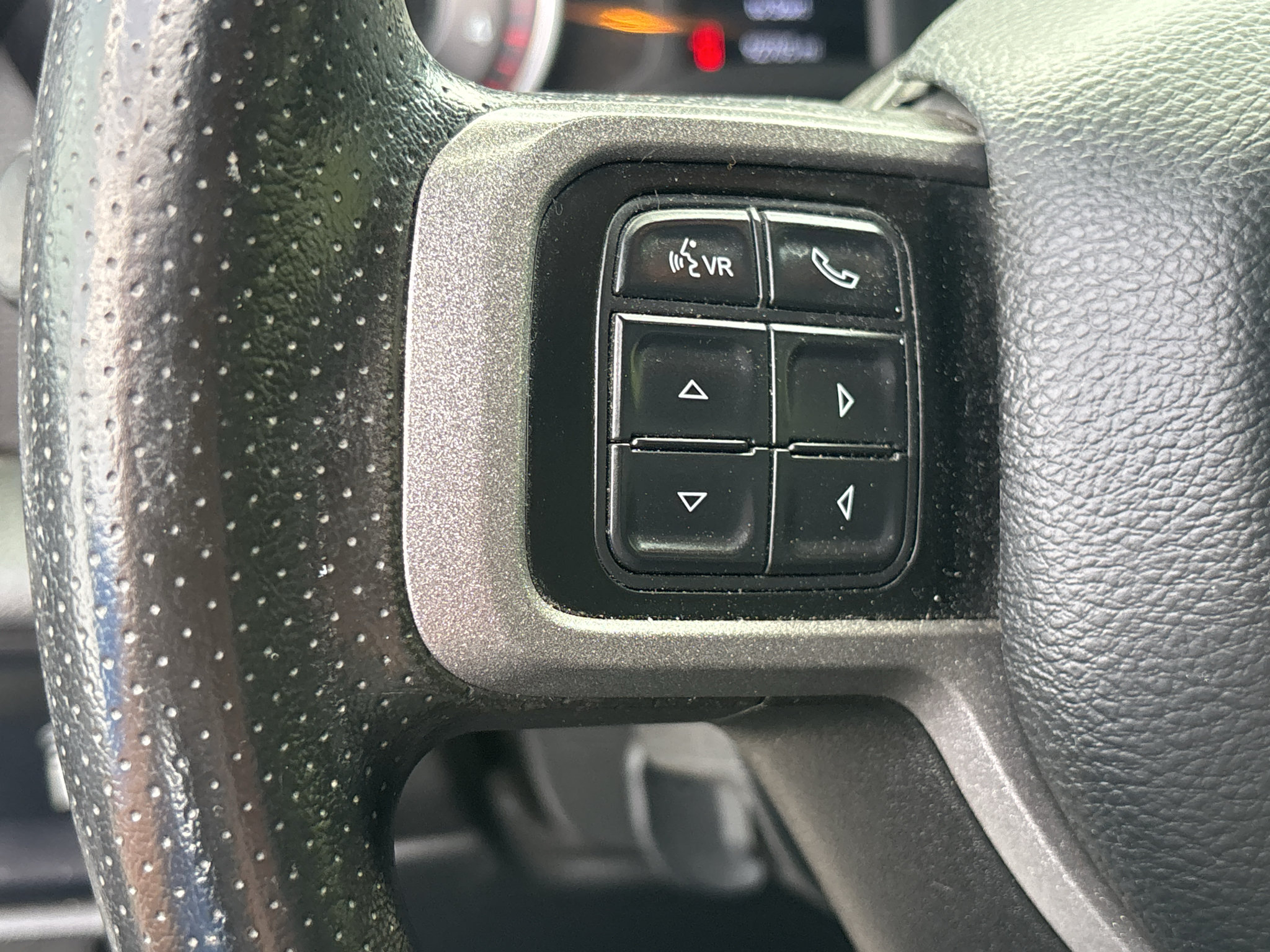 Used 2022 RAM 2500 Tradesman w/ Chrome Appearance Group AWD/4WD image 15