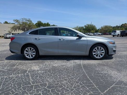 Used 2024 Chevrolet Malibu LT image 3