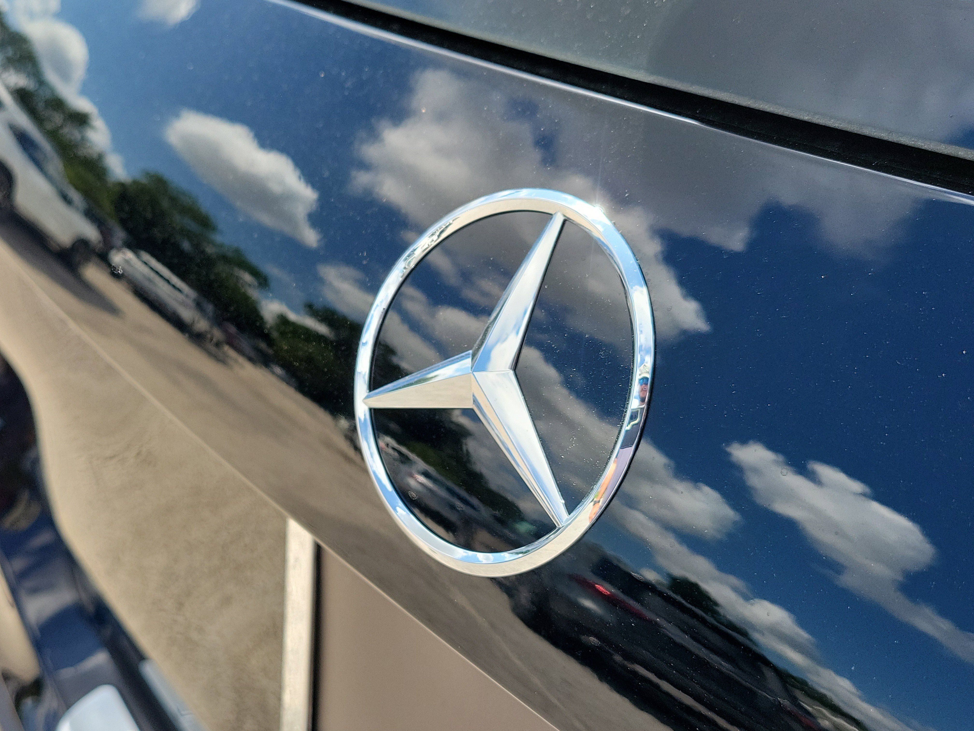 New 2026 Mercedes-Benz GLA 35 AMG 4MATIC image 30