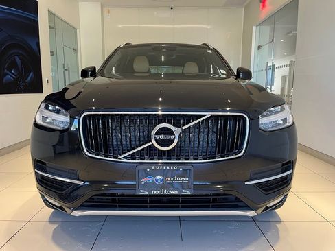 Used 2019 Volvo XC90 T6 Momentum w/ Protection Package AWD/4WD image 10