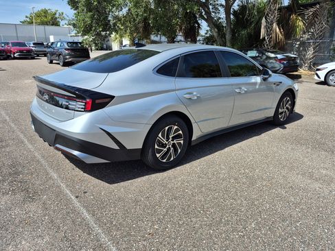 New 2026 Hyundai Sonata Blue FWD image 6