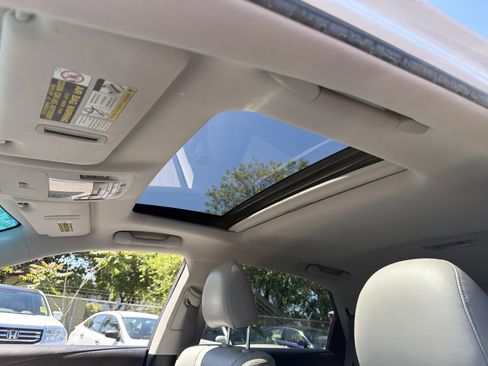 Used 2010 Lexus RX 450h 2WD image 14