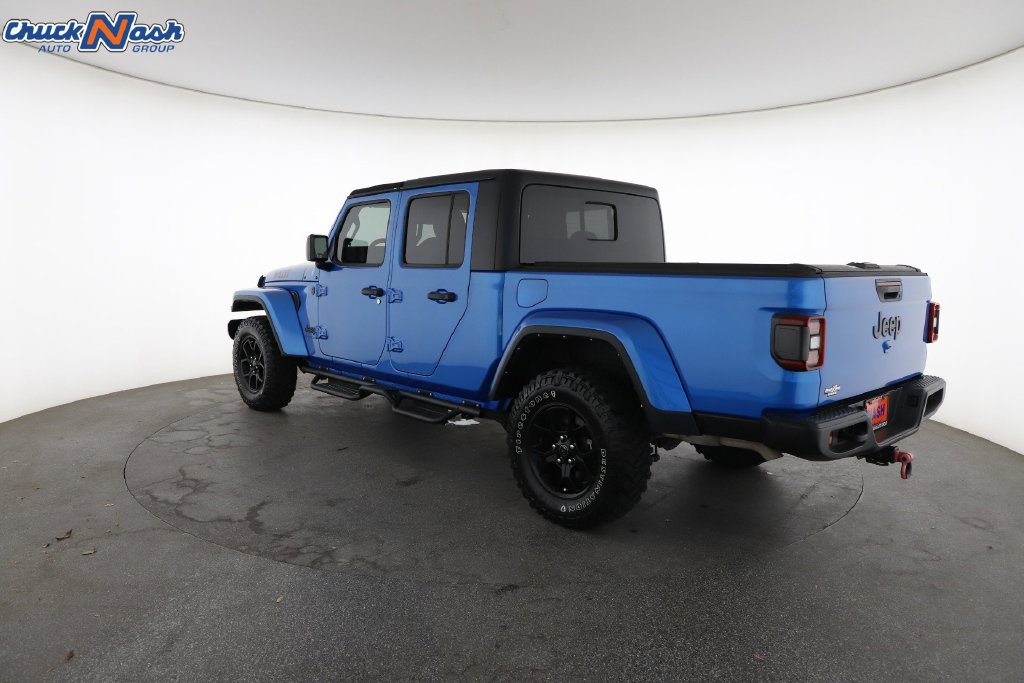 Used 2024 Jeep Gladiator Sport AWD/4WD image 9