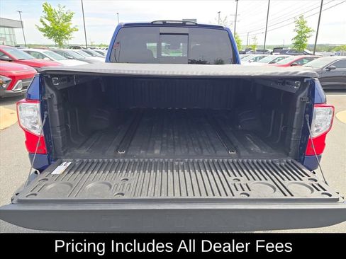 Used 2020 Nissan Titan SV w/ SV Convenience Package AWD/4WD image 15