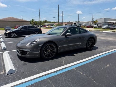 Used 2013 Porsche 911 Carrera RWD image 1