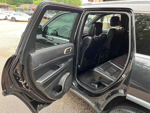 Used 2014 Jeep Grand Cherokee Limited image 13