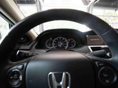 Used 2013 Honda Accord EX-L image 15