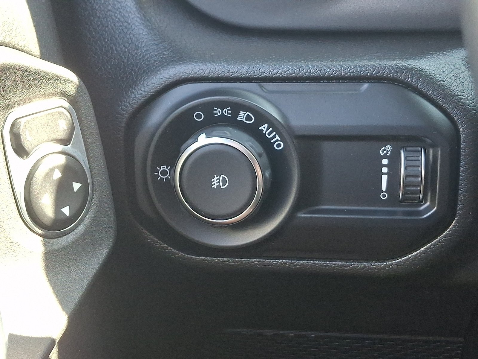 Used 2023 Jeep Wrangler Unlimited Sport AWD/4WD image 22