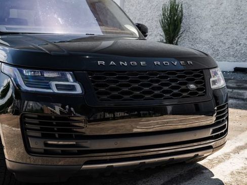 Used 2018 Land Rover Range Rover HSE AWD/4WD image 21