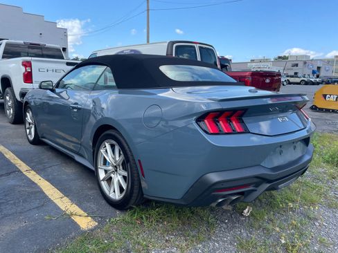 Used 2024 Ford Mustang GT Premium RWD image 5